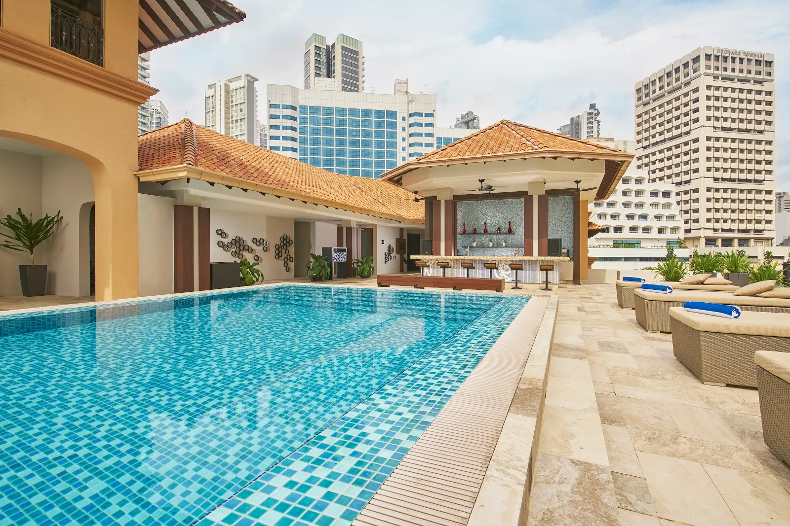 Orchard Rendezvous Hotel