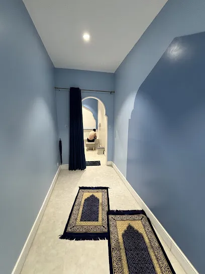 Muslim Prayer Room The Mall Thapra (Floor 2)