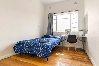 Richmond Private Rooms @ 151 Hoddle Homestay