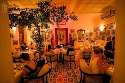 Mealea Restaurant, Fine Dining, Western & Traditional Asian Cuisine