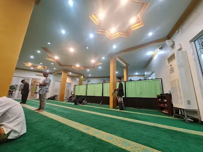 Masjid Baitul Azhim Puri Legenda