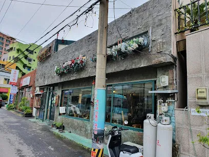 Warda Restaurant