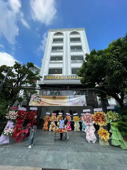 Golden Hotel