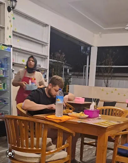 Warung Four 4D Senggigi Lombok