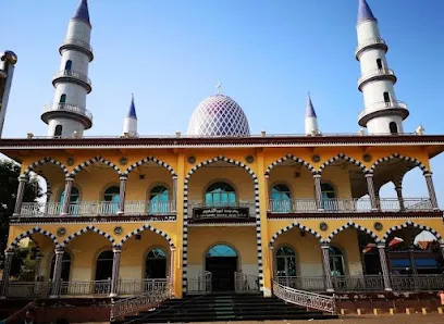 Km 8 Mosque المسجد النورالنعيم