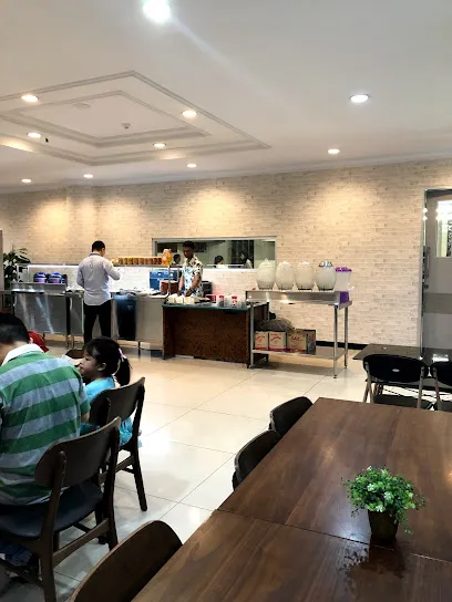 Cheerful Bistro & Bakery