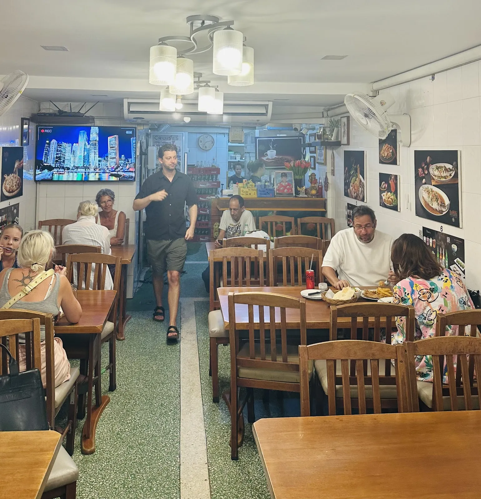 Shoshana Restaurant