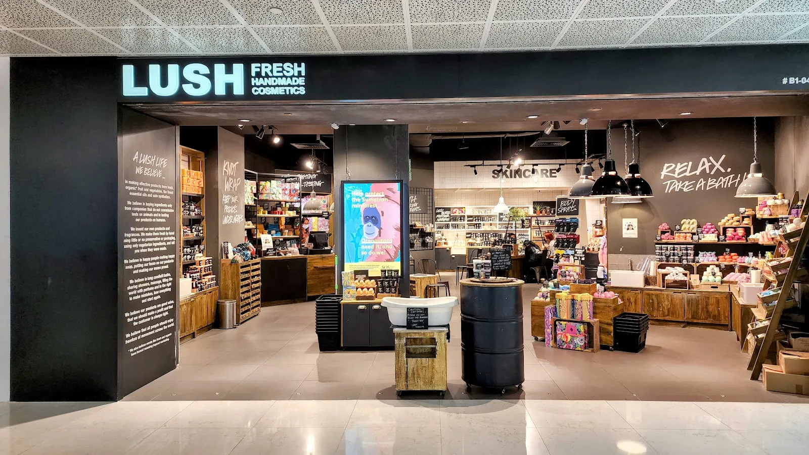 Lush, Vivocity