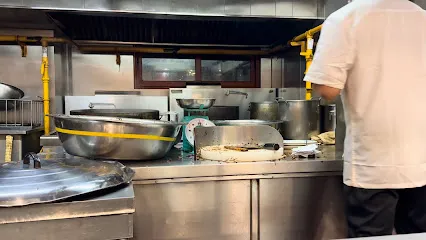 Chaishi Fengweizhai Restaurant