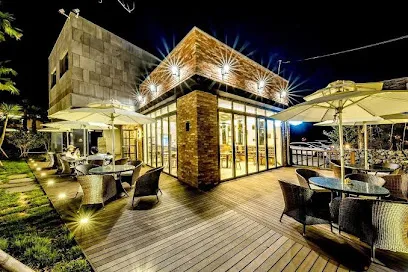 Arts Spa & Pool Villa