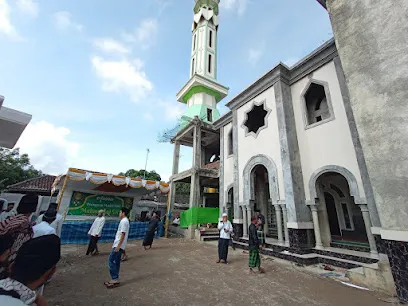 Masjid Nurul Iman, Seganteng Bat