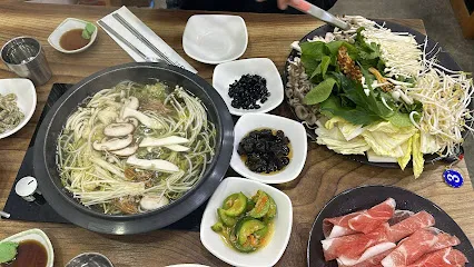Jangsu Beoswot Shabu Shabu 장수버섯샤브샤브 표선점