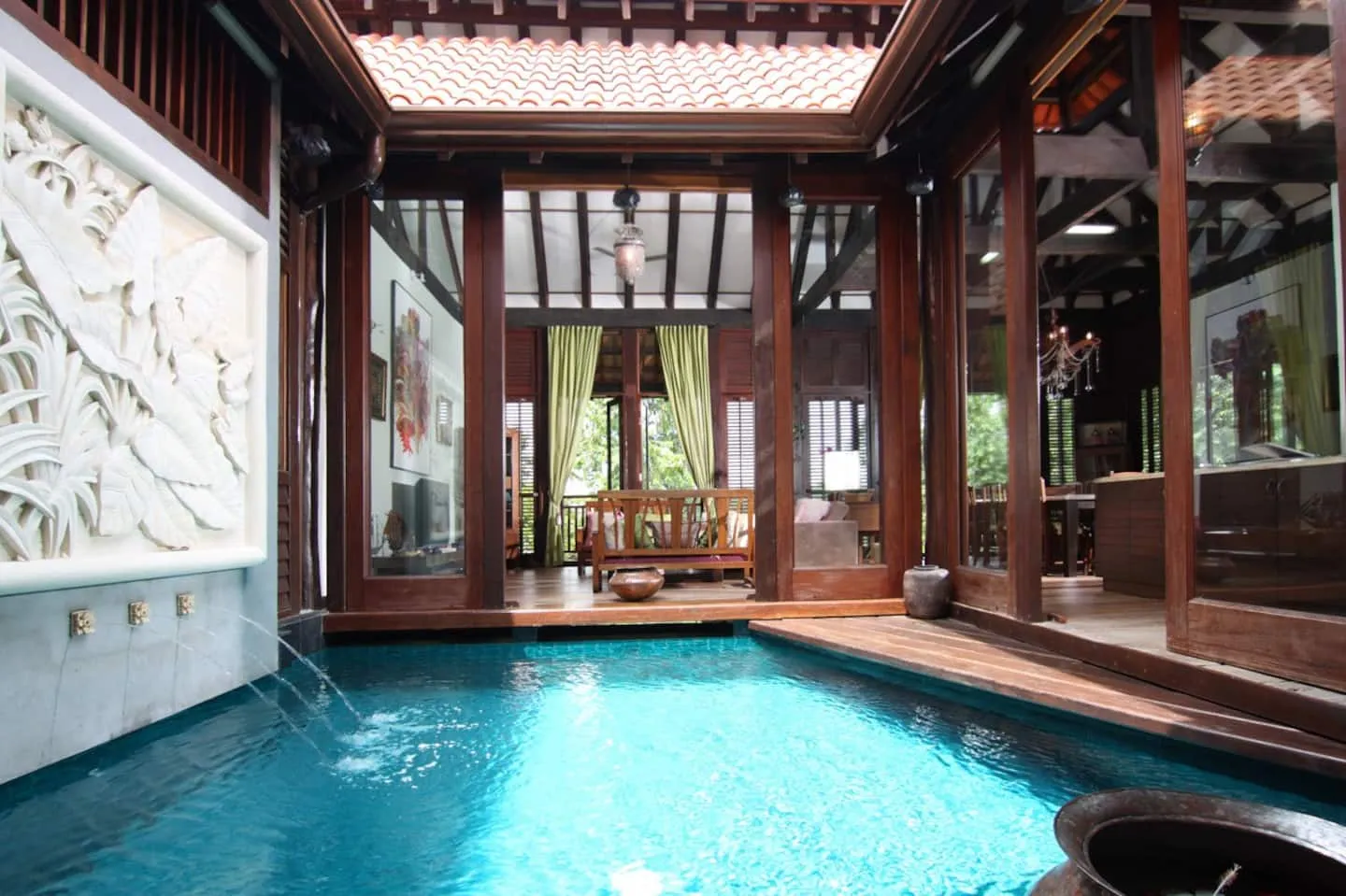 9 Amazing Homestays & Villas With Private Pool In Selangor For A Fun Family Vacay