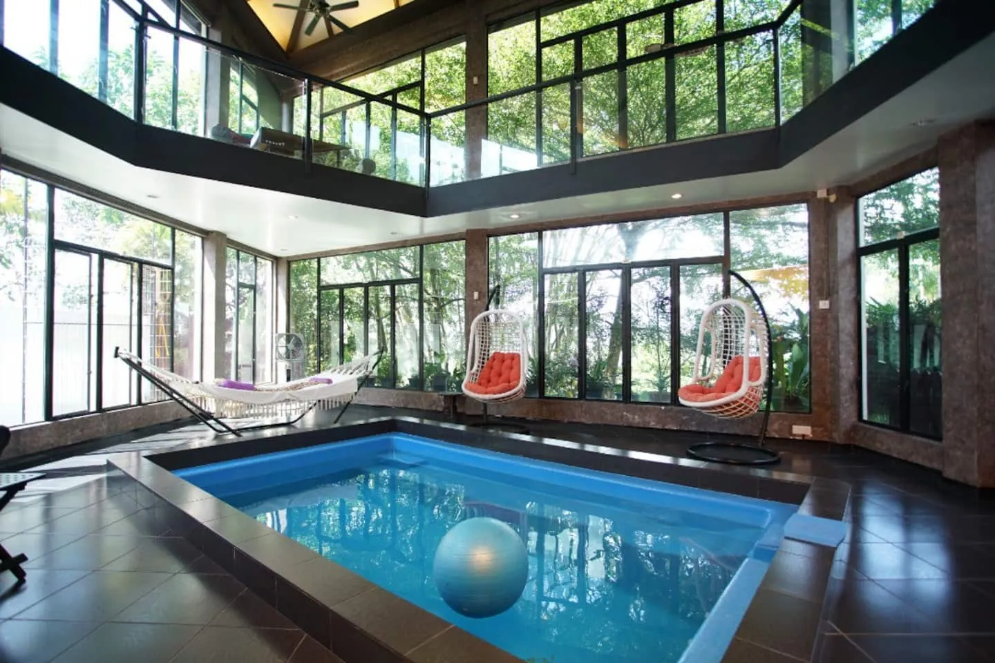 9 Amazing Homestays & Villas With Private Pool In Selangor For A Fun Family Vacay