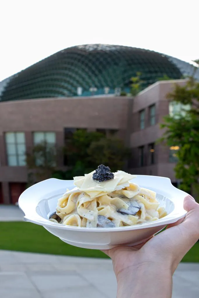 13 Tempat Makan Halal Terbaik di Sekitar Marina Bay, Singapura