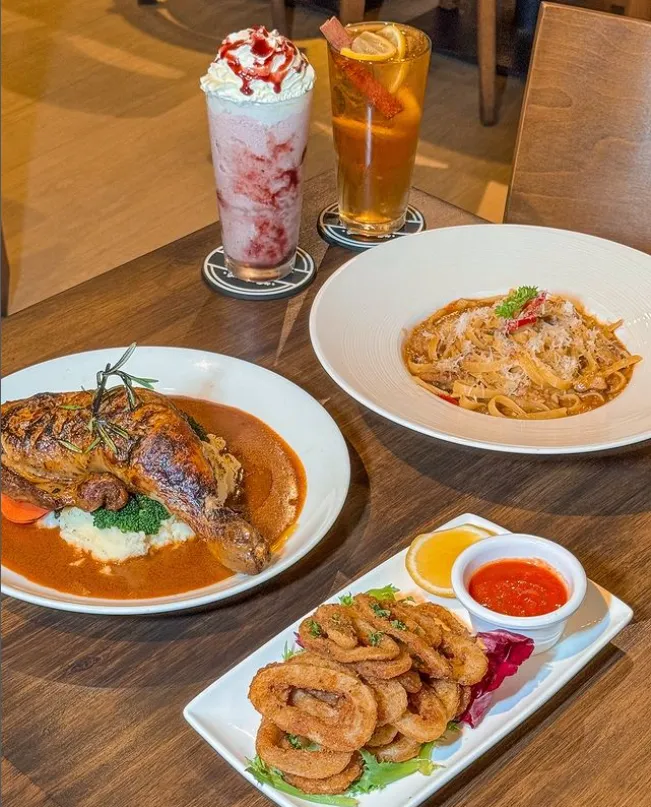 halal cafe singapore