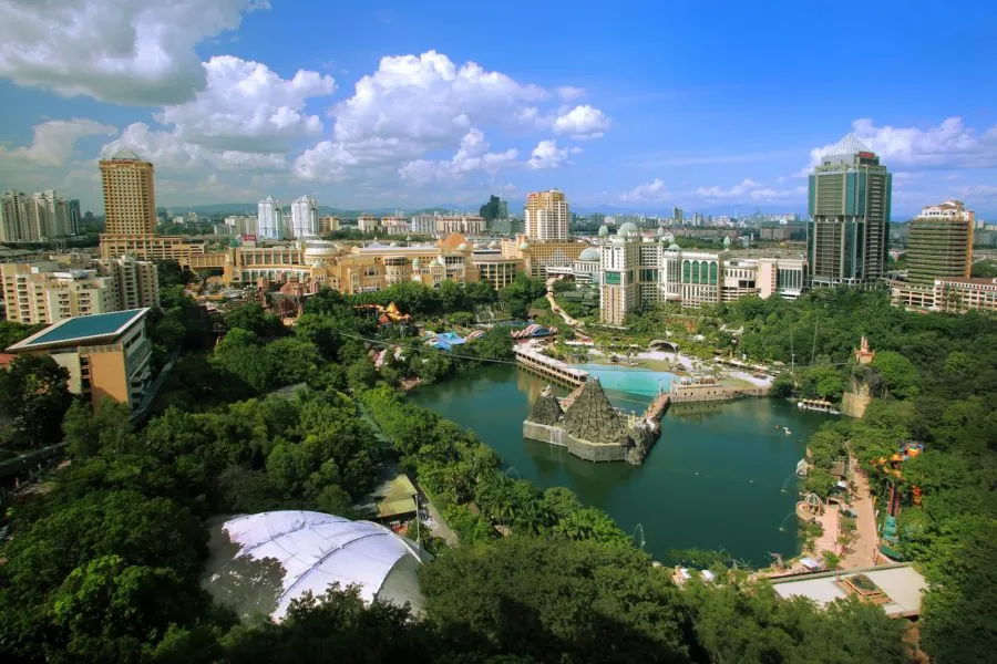 Amazing Hotels Connected To KL’s Top Shopping Malls