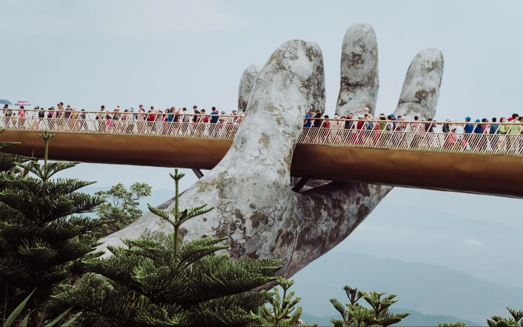 7 Destinations That’s Only 5 Hours Or Less Flight Time For The Vacay You Deserve