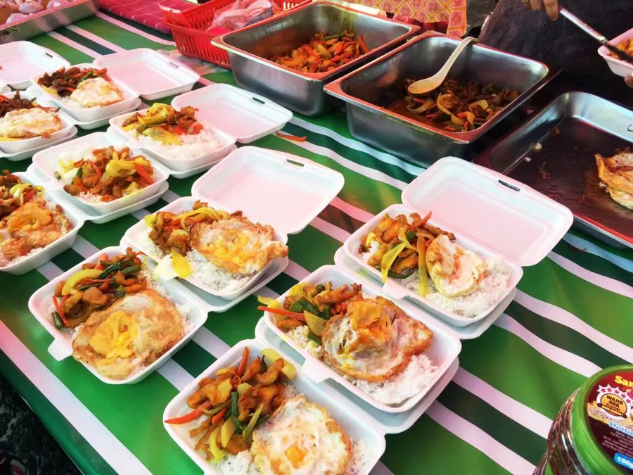6 Ramadan Bazaars In KL (Near LRT/MRT Stations!) That Are Worth A Visit