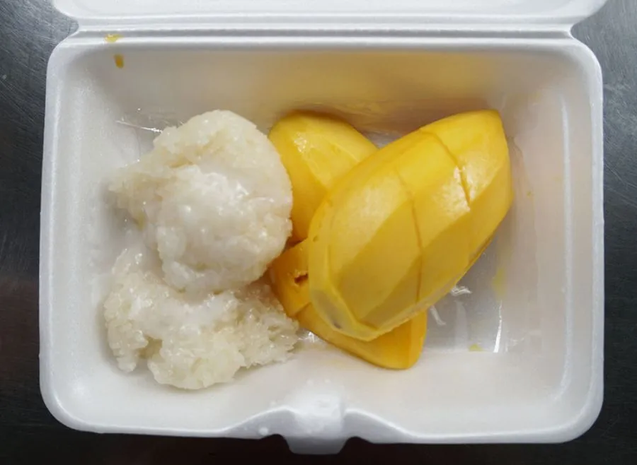 Must-Try Muslim-Friendly Street Food In Bangkok