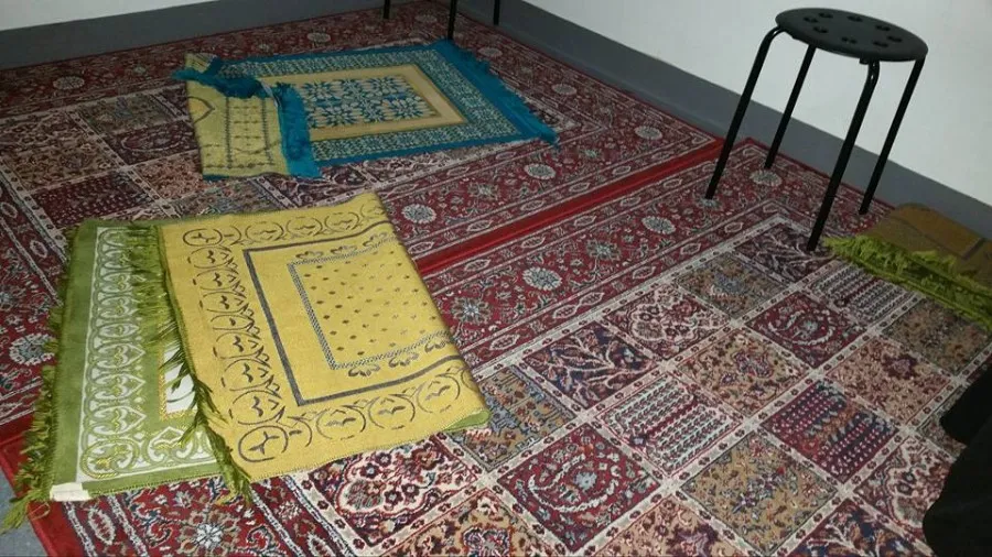 31 Prayer Spaces And Mosques Near Top Tourist Attractions