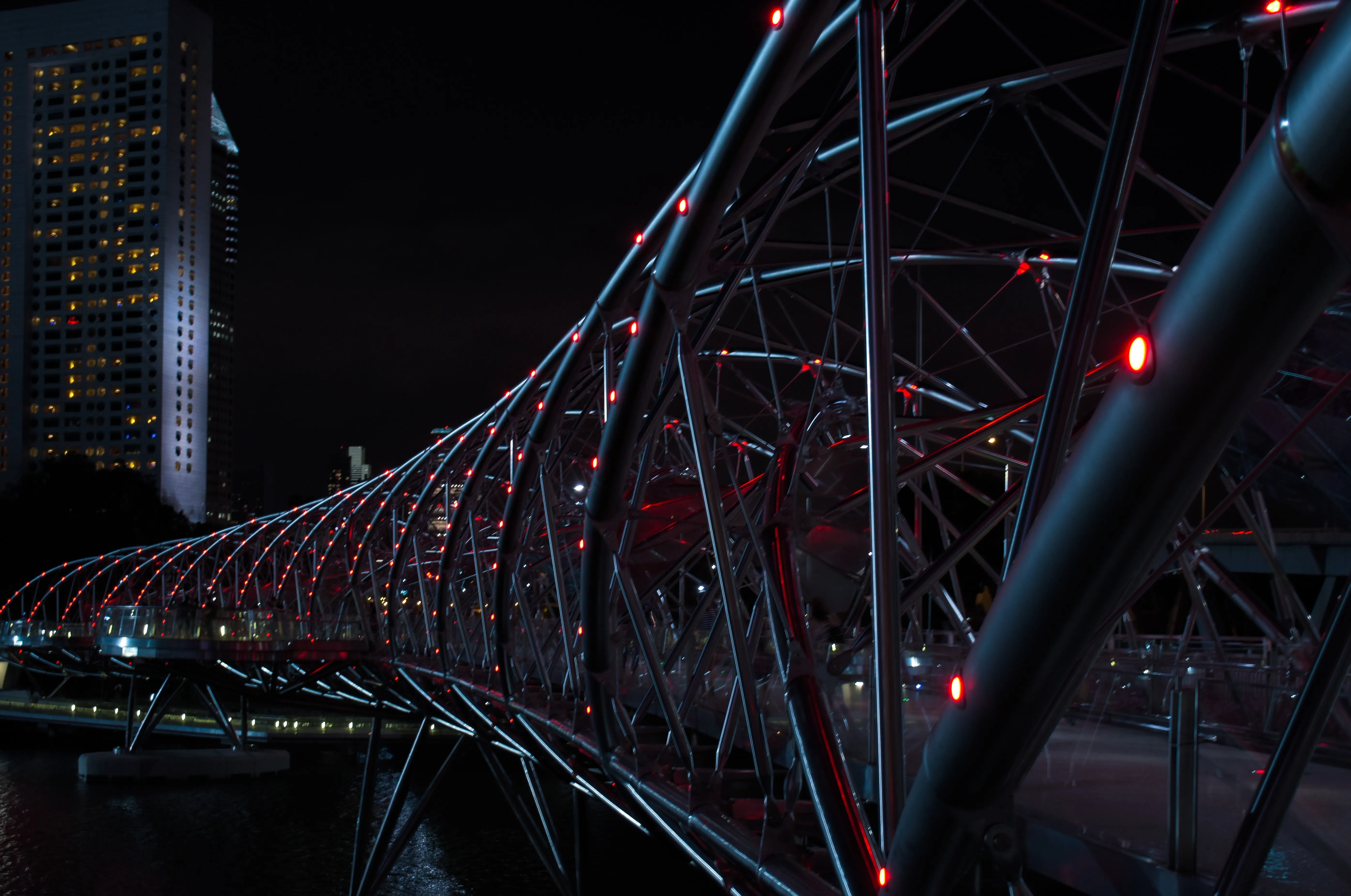 Helix bridge