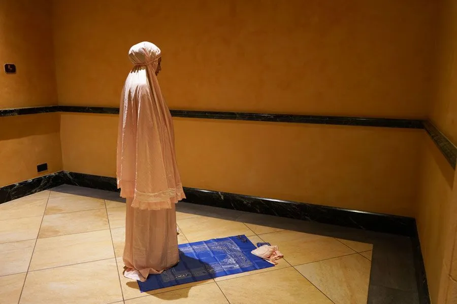 Conquer Hong Kong In 6D5N With This Epic Muslim-Friendly Itinerary