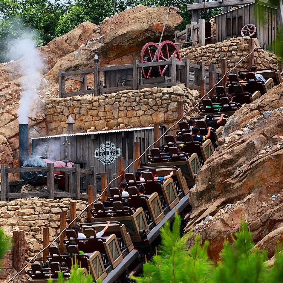 insider tips hong kong disneyland