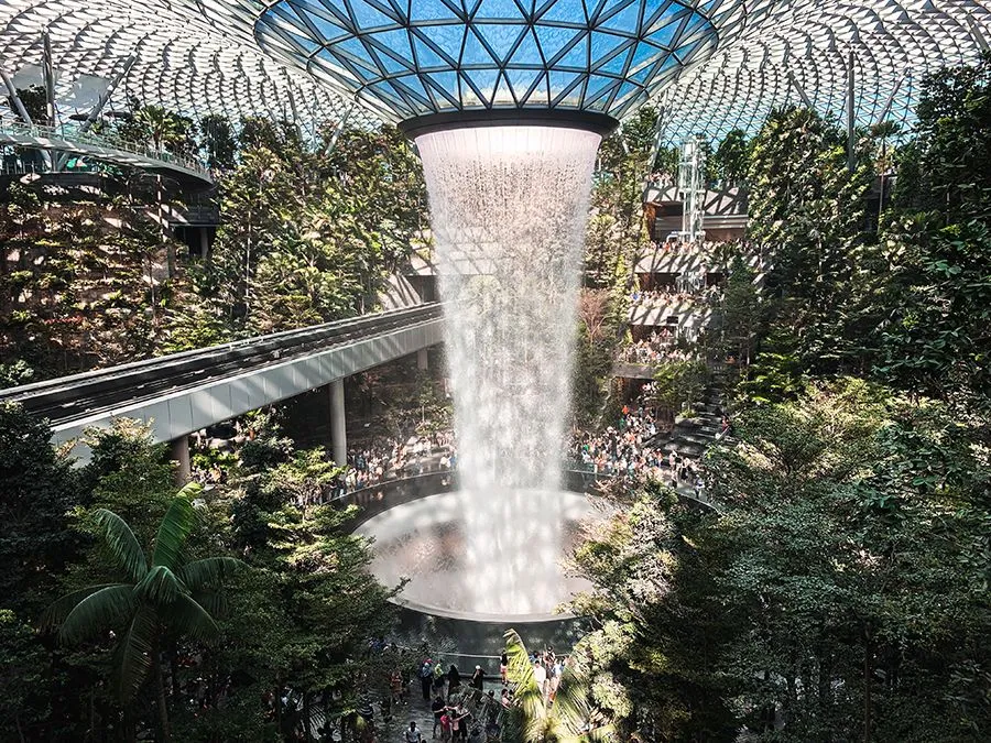 Makanan halal di bandara changi