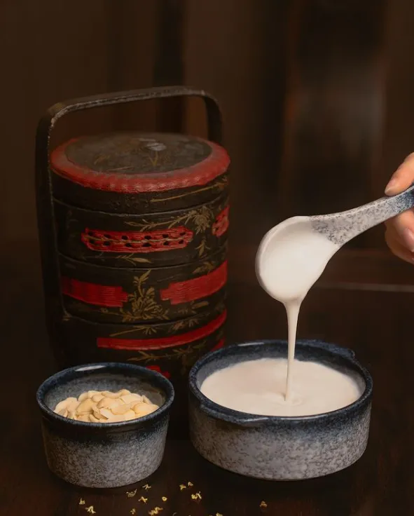 Siyuan Desserts Is Serving Muslim-Friendly Traditional Chinese Desserts Made From Scratch