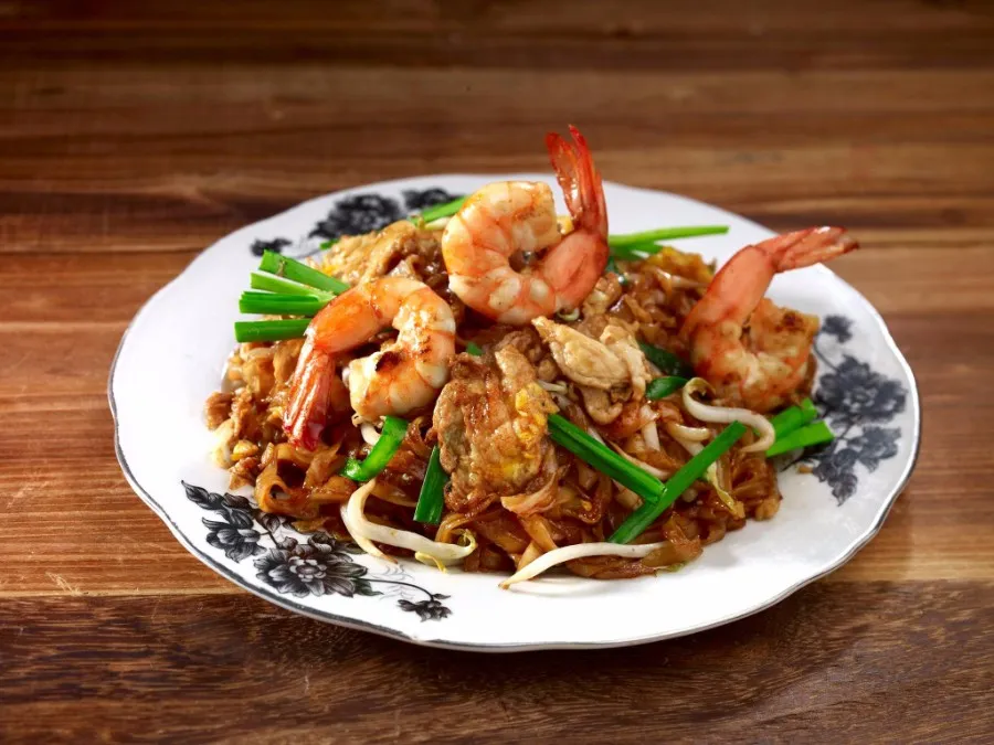 15 Halal Eateries Near The National Stadium To Fuel Up Before And After Your Concert In Singapore