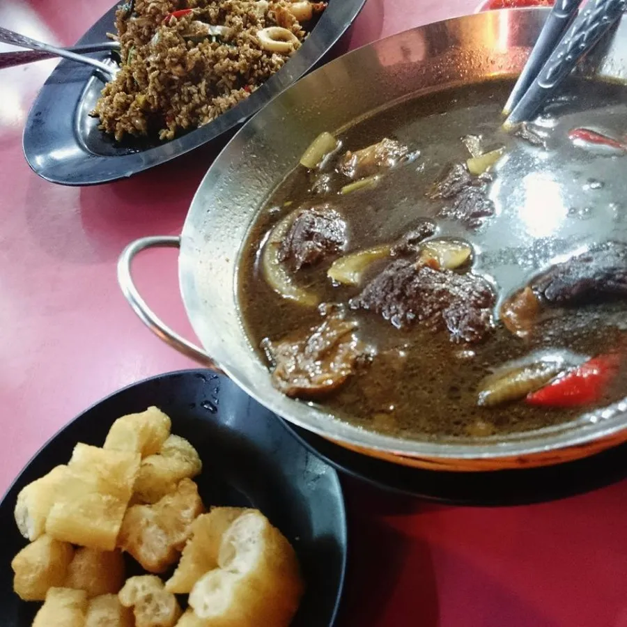Get Your Fix Of Halal Bak Kut Teh At These 3 Eateries In SG
