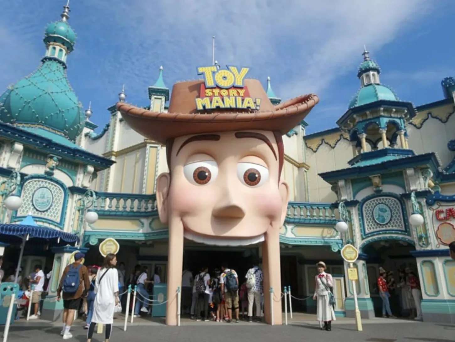 Tokyo Disneyland vs DisneySea