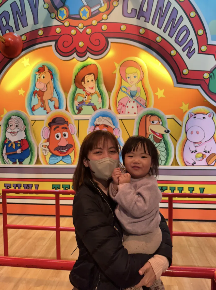 Tokyo Disneyland vs DisneySea