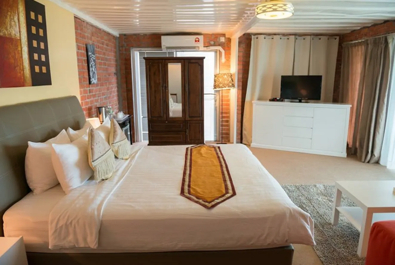 A room in The Ocean Residence
