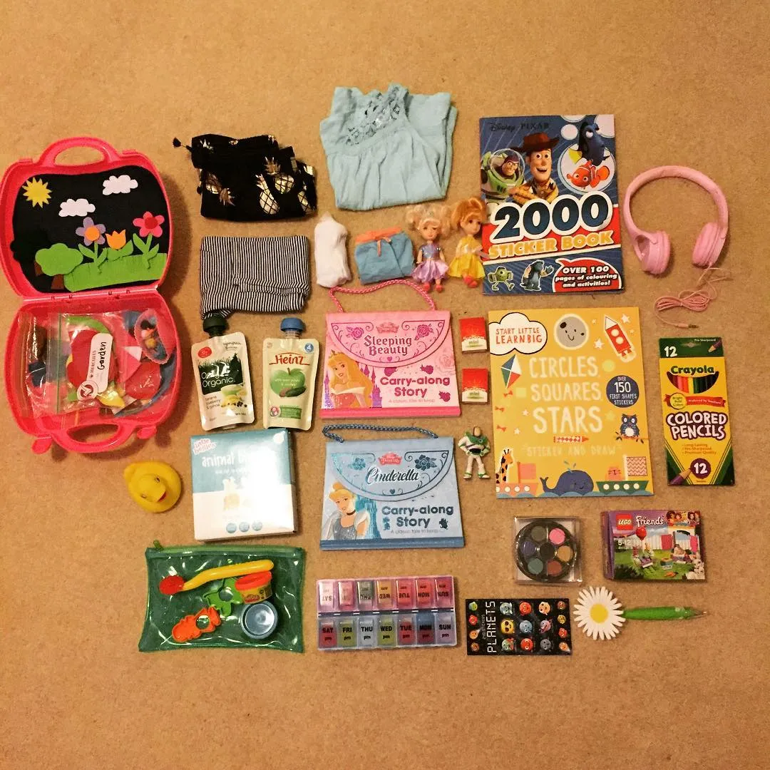 Tips For Flying With Young Children