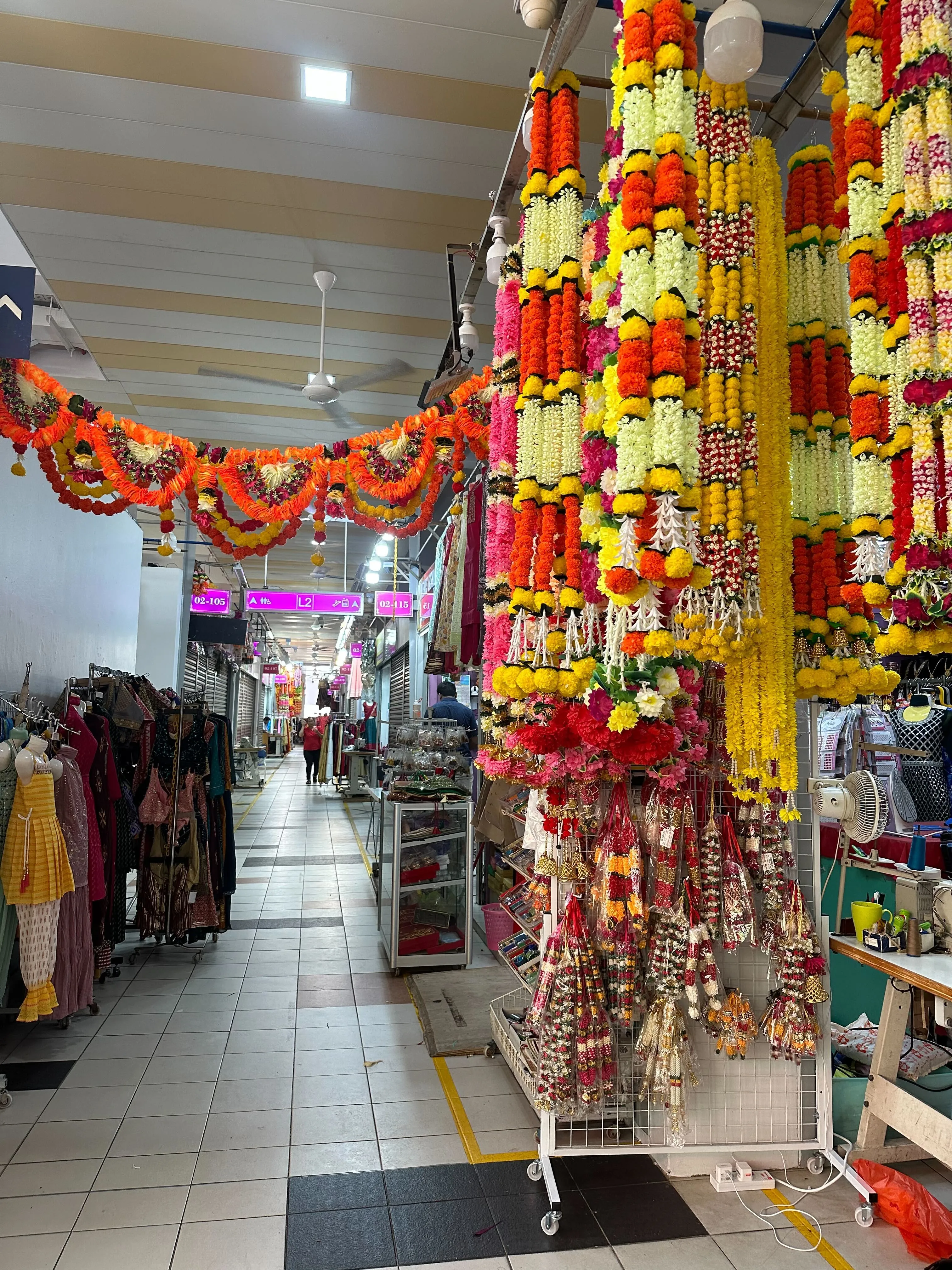 Shop selling garlands