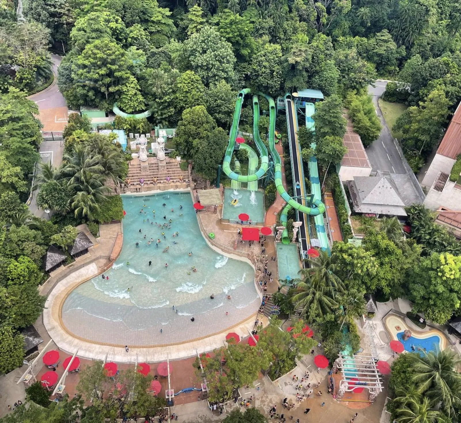 Panduan Lengkap Makanan Halal di Sentosa