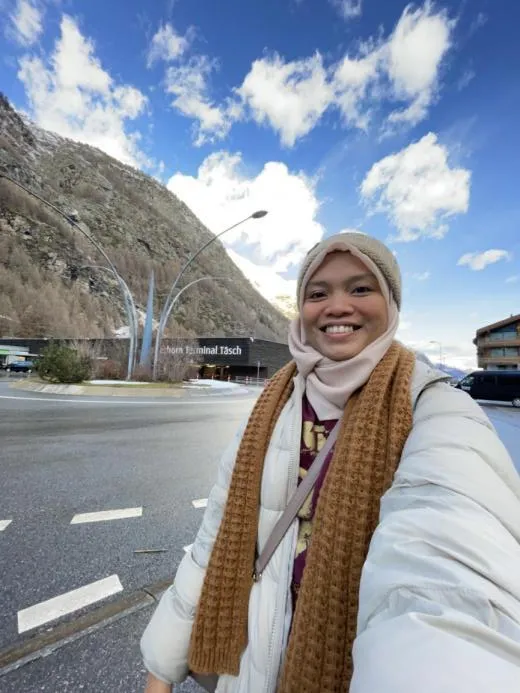 This Muslim Woman Travelled Across Europe With The Train: A 7D6N London-Paris-Switzerland Itinerary