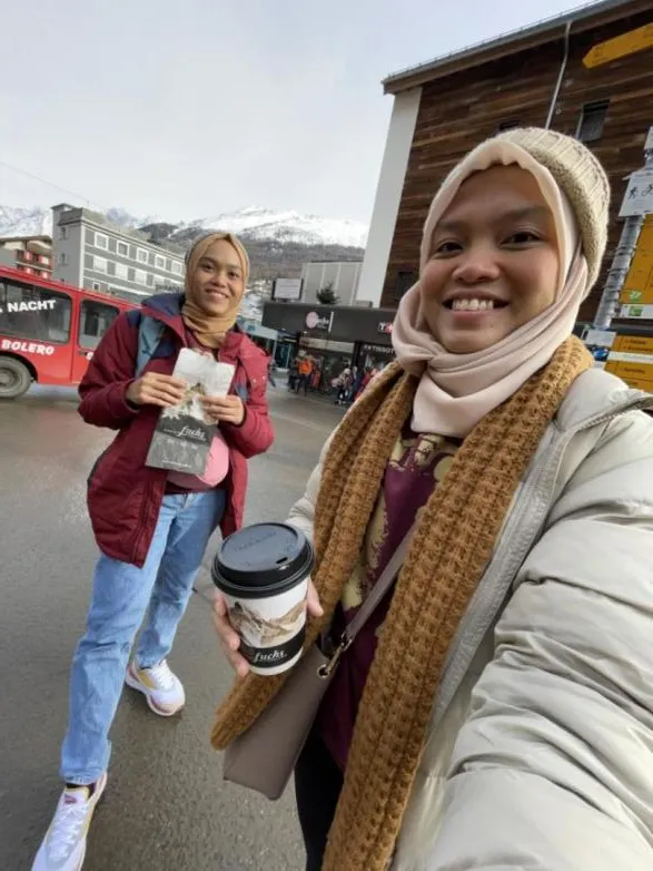 This Muslim Woman Travelled Across Europe With The Train: A 7D6N London-Paris-Switzerland Itinerary