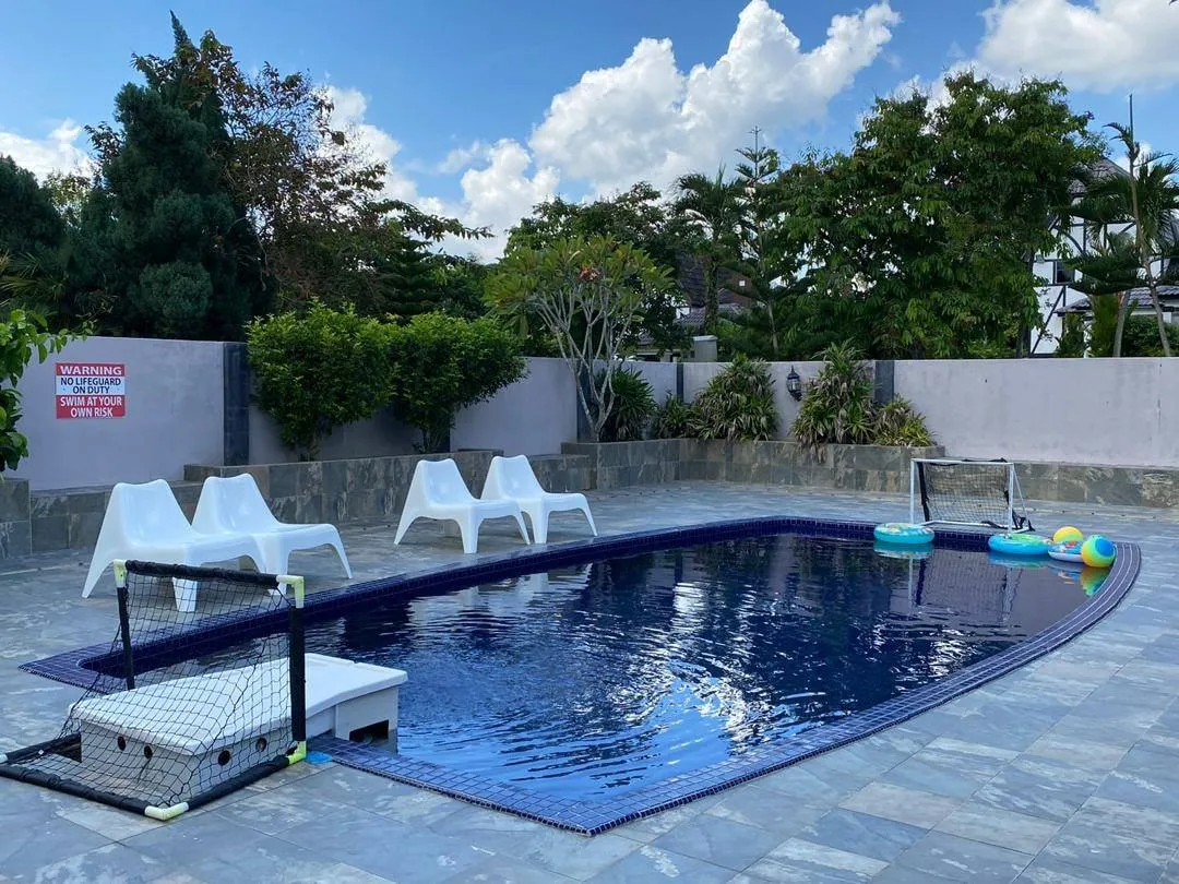 Accommodations With A Private Pool In Melaka