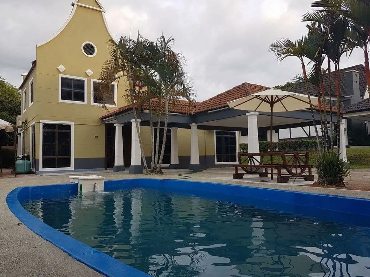 Accommodations With A Private Pool In Melaka