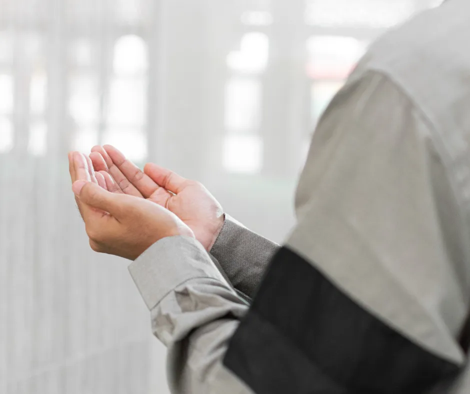 Essential Tips To Prepare For Your First Umrah