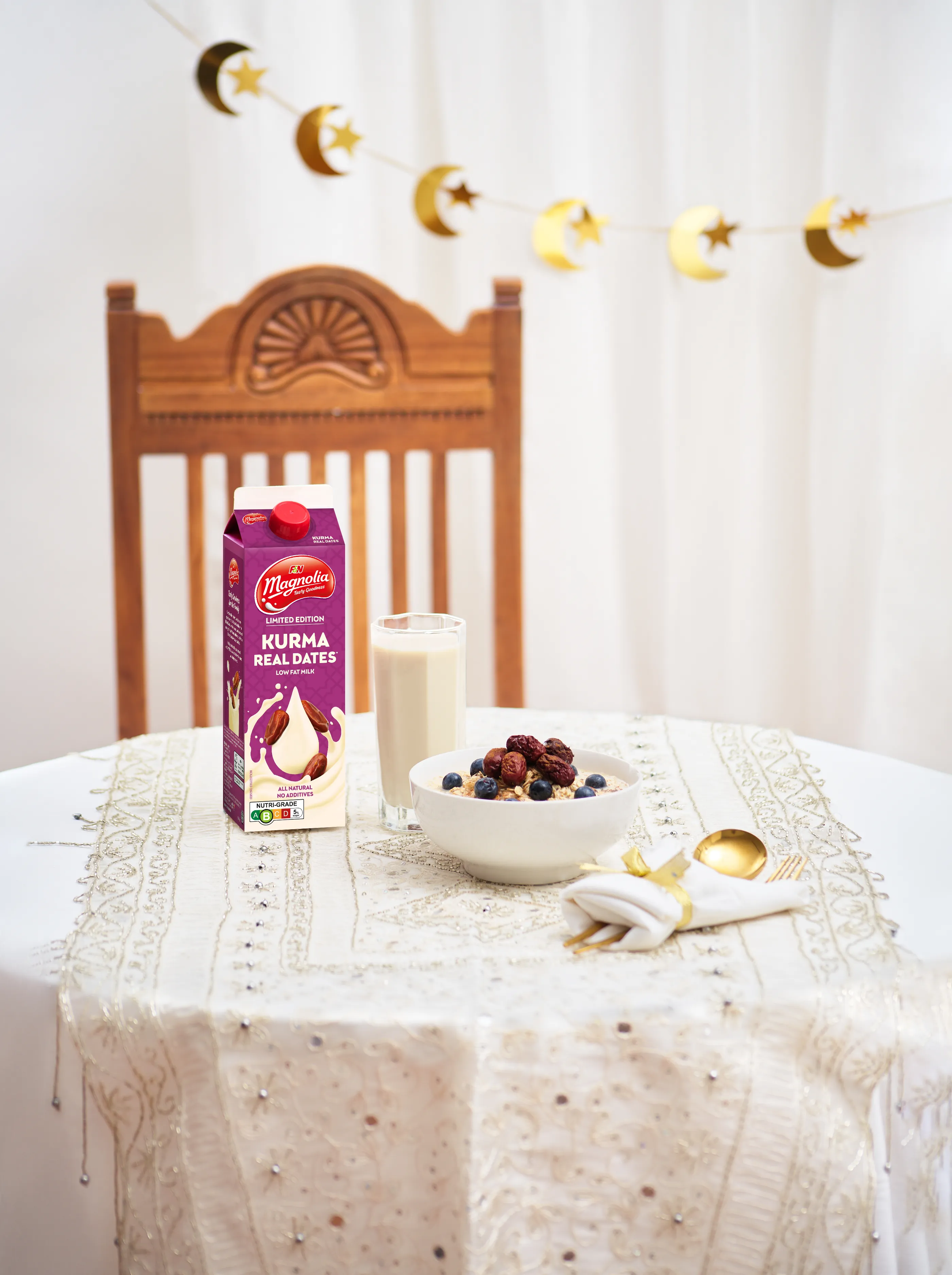 Kurma Milk Overnight Oats