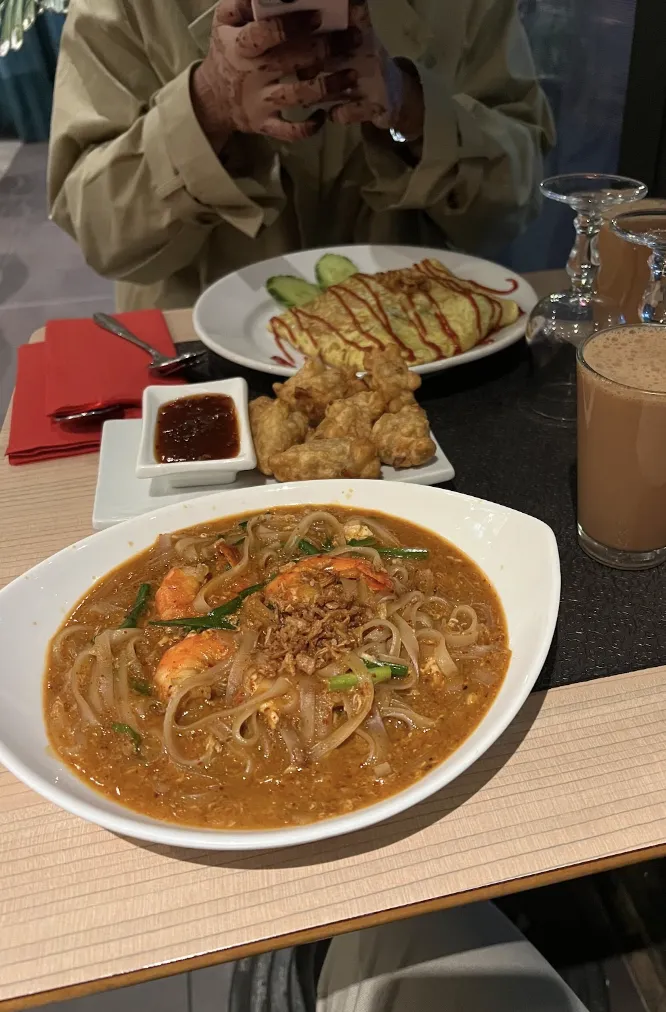 plates of food at Nur Malaysia