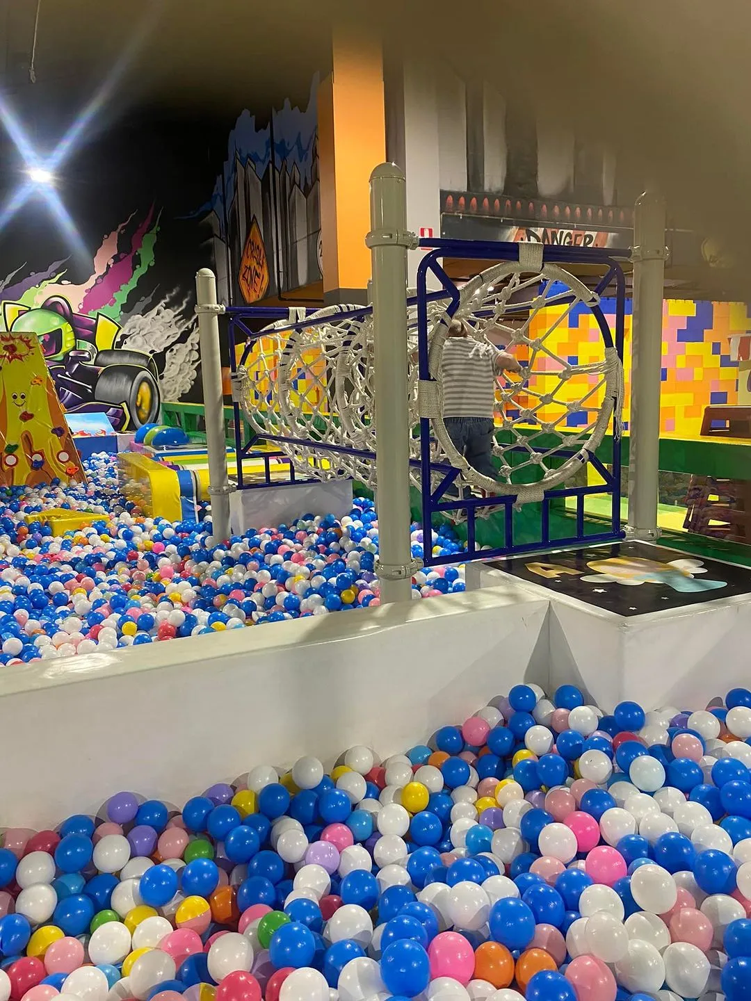 9 Best Things To Do With Your Kids In Gold Coast (With Halal Food Nearby!)