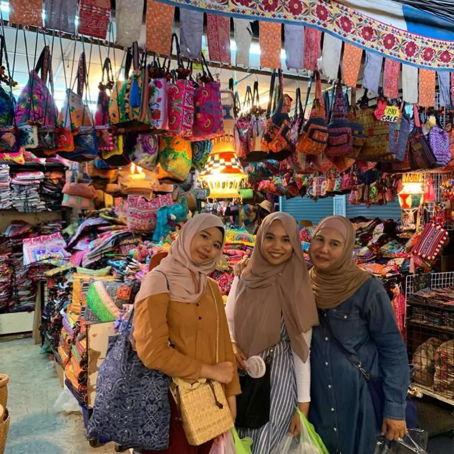travelling with mother