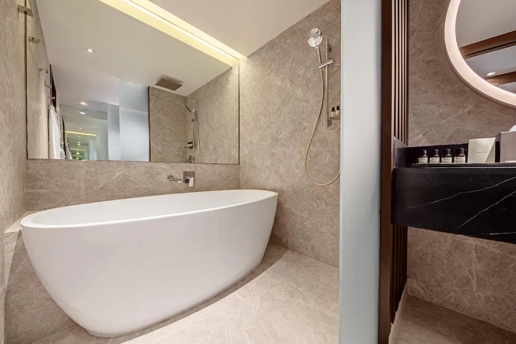 Fairmont Singapore room