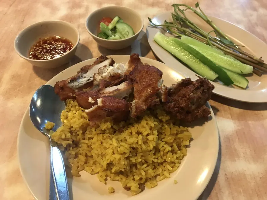 Dishes at Kai Tod Decha