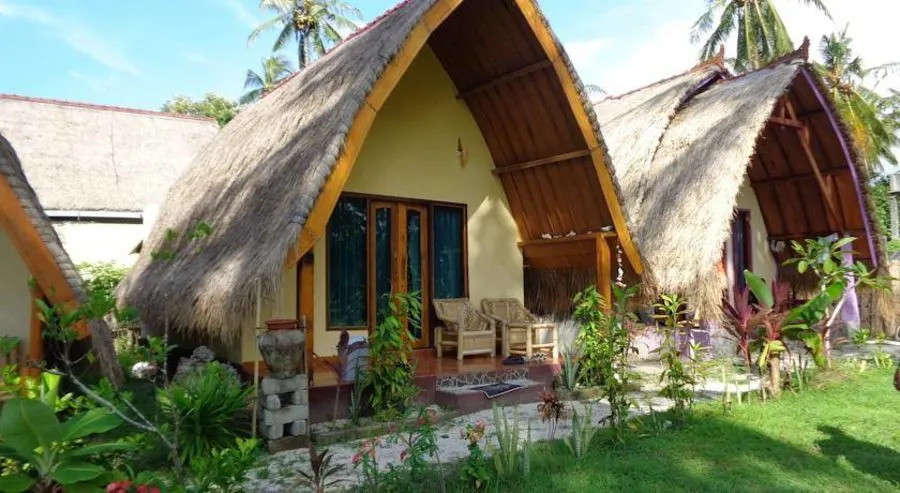 A yellow bungalow at Pandan Bungalow